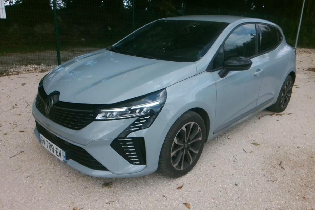 RENAULT CLIO TECHNO PHASE 2 -3ANS