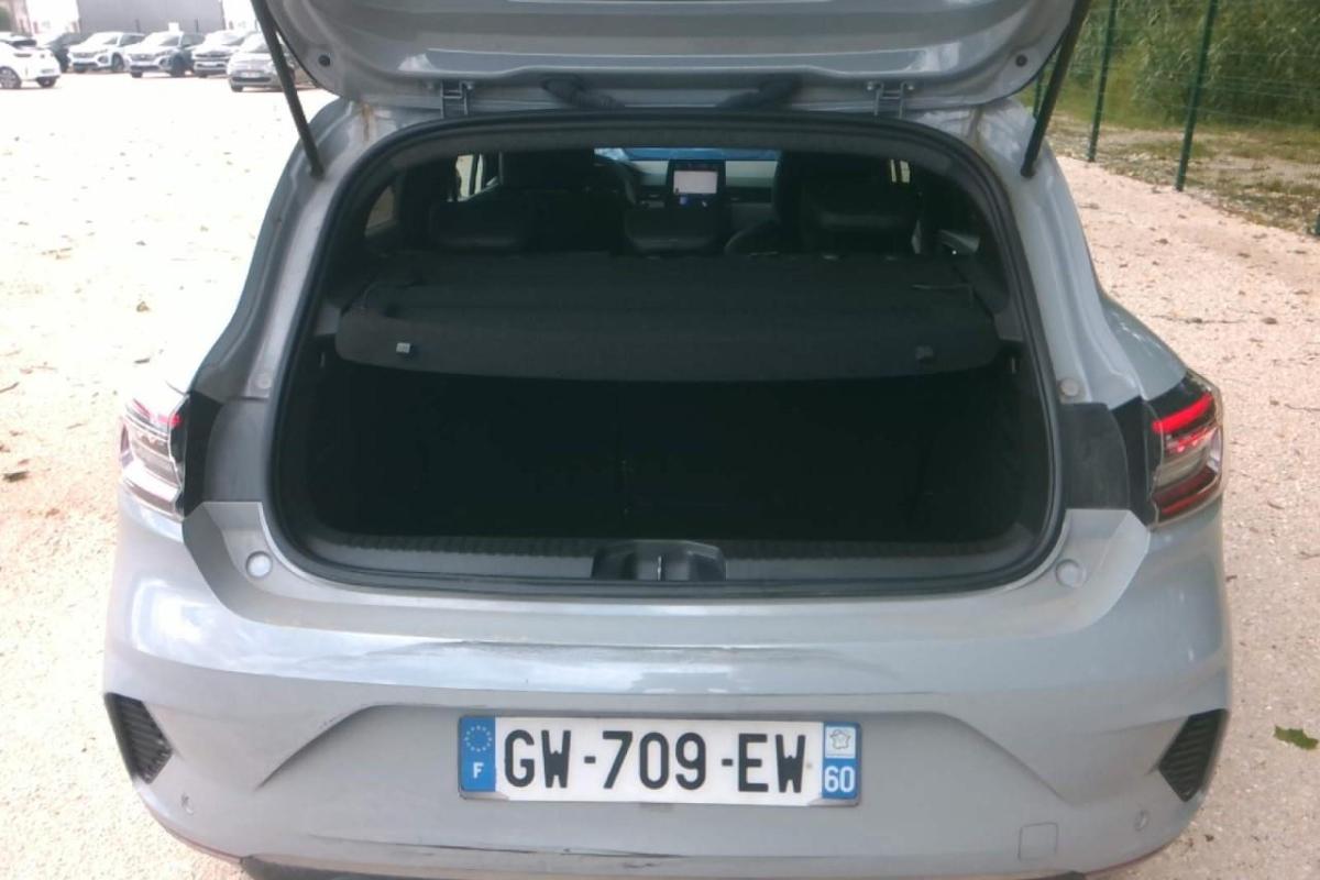 RENAULT CLIO TECHNO PHASE 2 -3ANS 5